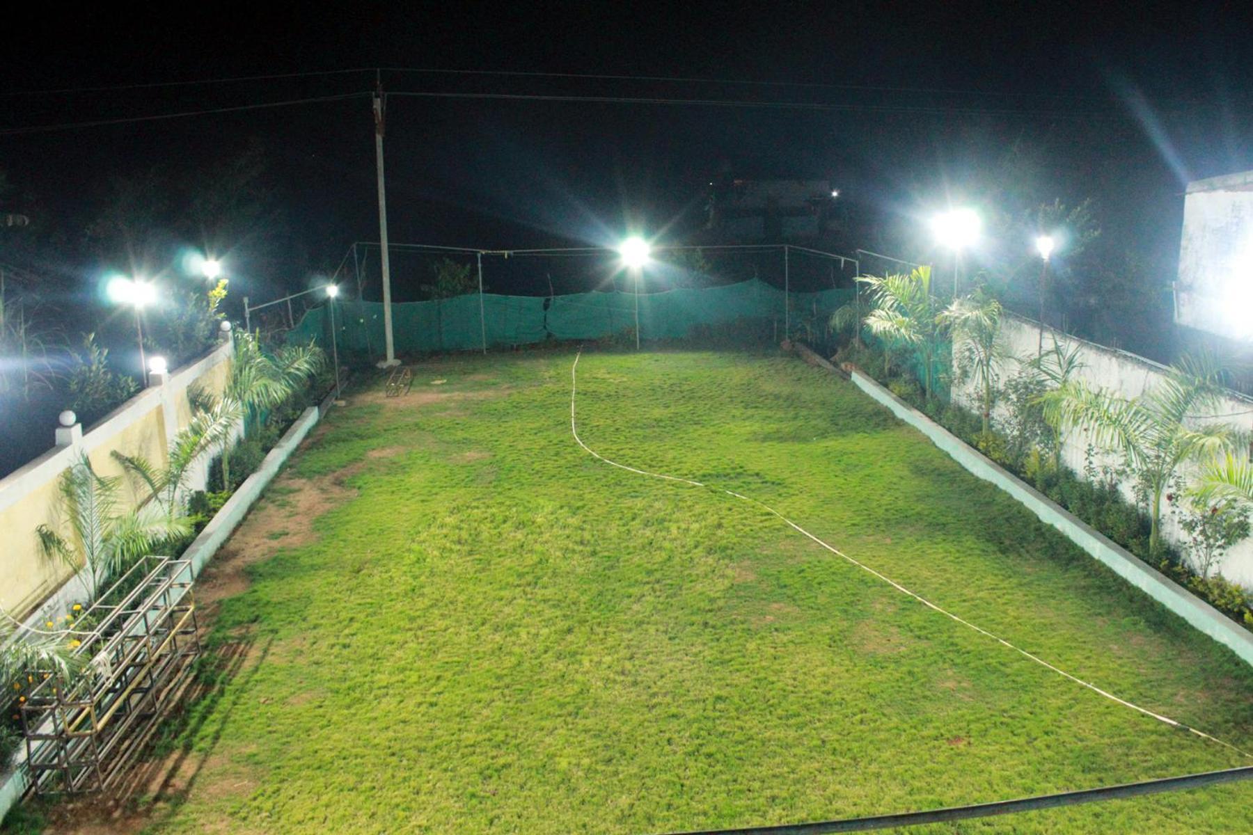 Utsav Lodge And Mangal Bhavan Piparia Exterior photo